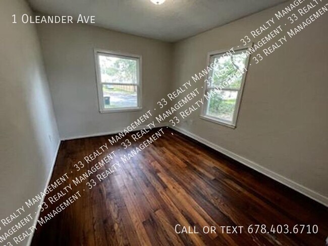 Foto del edificio - Renovated 2 Bedroom 1 Bath Home