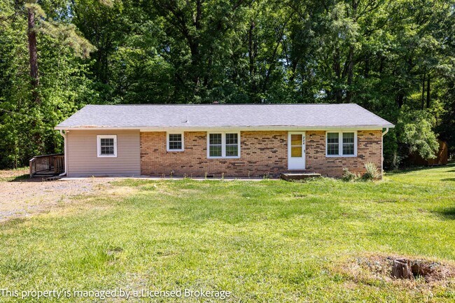 Foto del edificio - 234 Poplin St