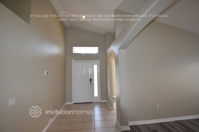 Building Photo - 2726 Bradfordt Dr