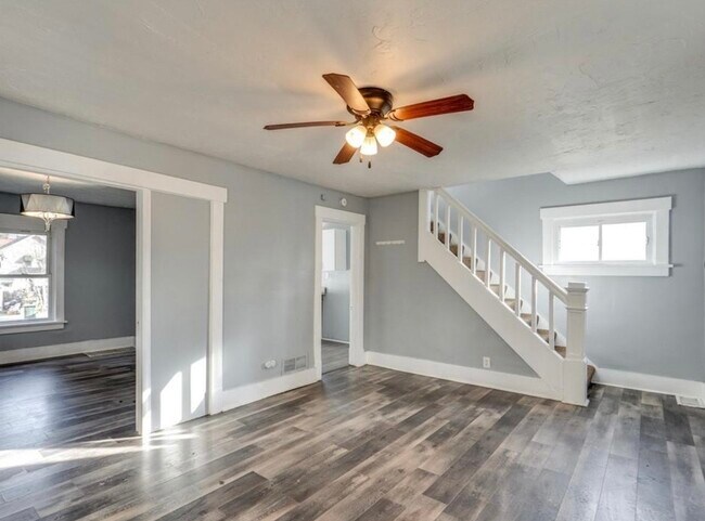 Foto del edificio - 1520 Bryan Ave SW