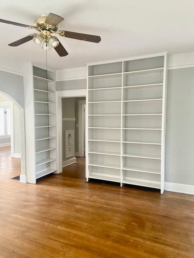 Foto del edificio - 420 10th Ave S