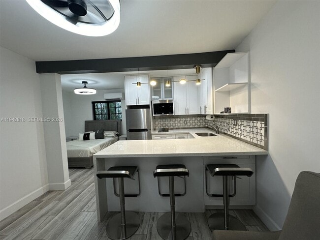 Foto del edificio - 914 Madrid St