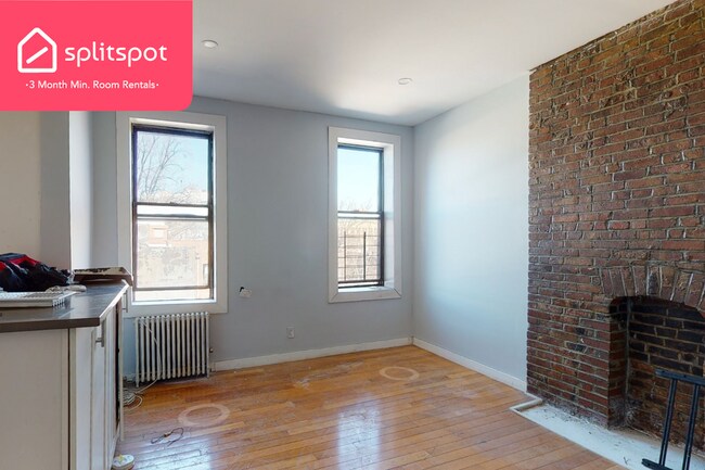 Building Photo - Private room in 4 bedroom Bronx Apartment ...