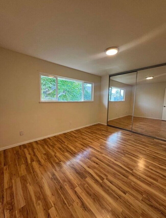 Foto del edificio - 455 Plum St