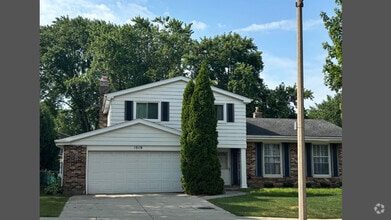 Building Photo - 1019 W White Oak St