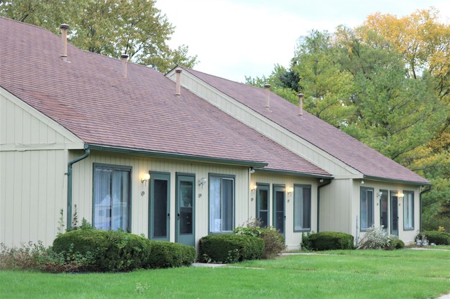 Building Photo - Green Pine Acres Apartments