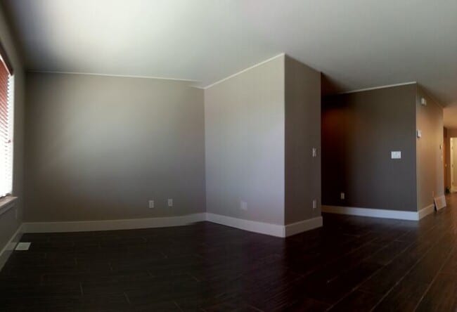 Building Photo - 3301 Central Ave