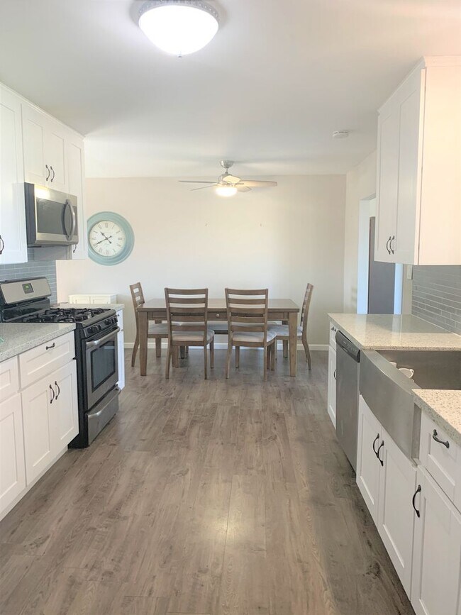Foto del edificio - COMING SOON!! ***BEAUTIFUL 3 BEDROOM 2 BATH AVAILABLE IN SAN DIEGO***