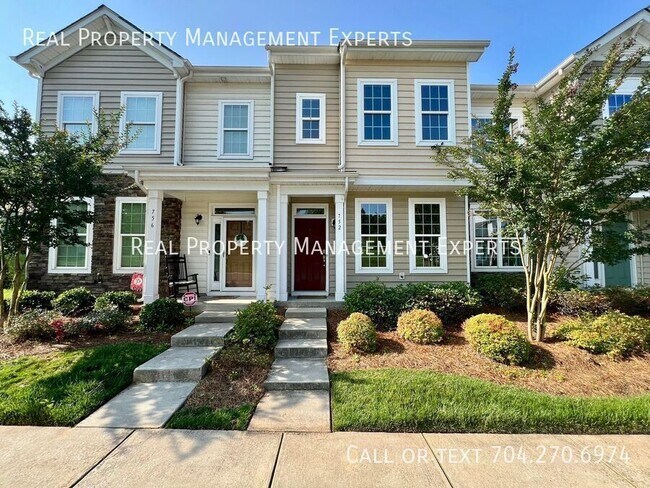 Photo - 752 River Park Road Townhome