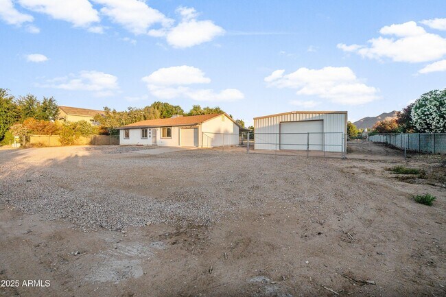 Foto del edificio - 17707 E Karsten Dr