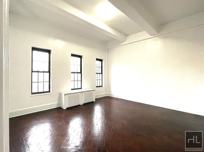 Building Photo - WEST 73 STREET