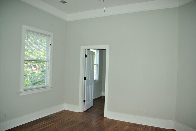 Foto del edificio - 310 W 31st St