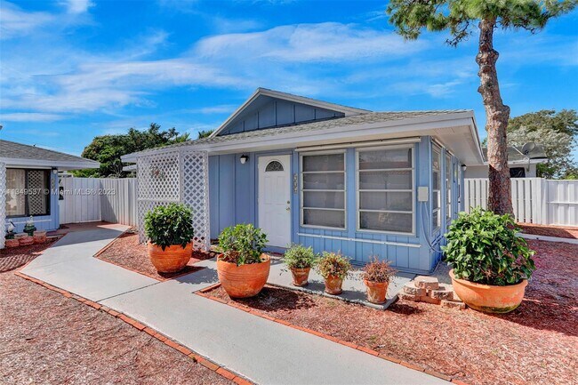 Foto del edificio - 936 NE 40th St