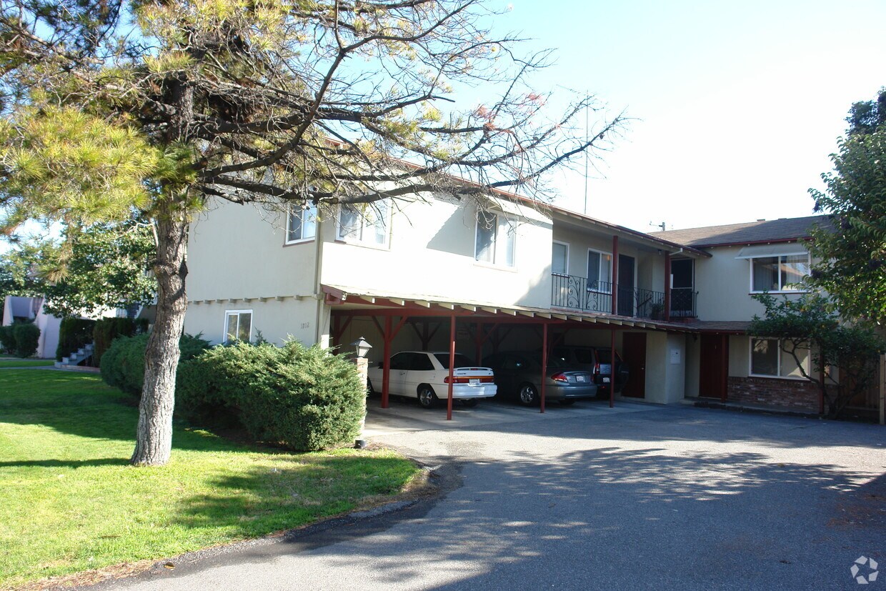 Foto principal - 1802 Davis St