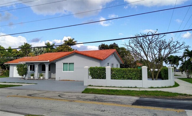 Foto del edificio - 3531 SW 94th Ave
