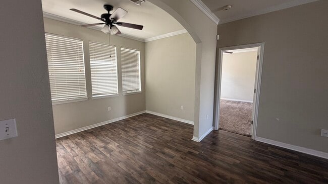 Building Photo - 312 Peoria Blvd