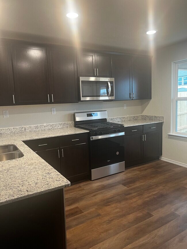 Foto del edificio - 13734 Crossbow Rdg