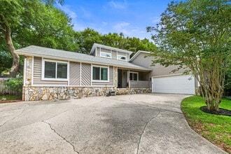 Building Photo - 507 Nassau Dr
