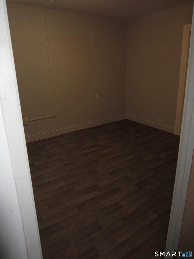 Foto del edificio - 36 S Main St