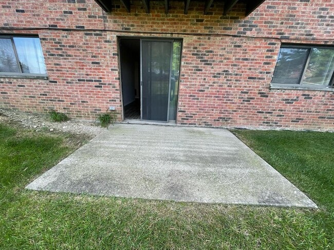 Patio - 5037 Tri County View Dr