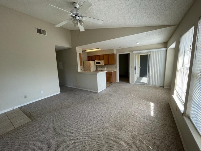 Building Photo - 1063 S Hiawassee Rd