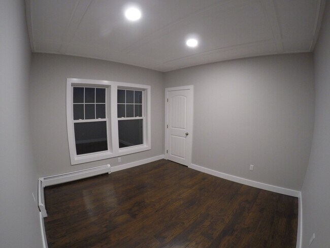 Foto del edificio - 318 Knox Marsh Rd