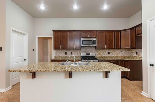 Foto del edificio - 3 Bedroom 2 bath for rent