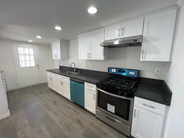 Foto del edificio - 10446 Commerce Ave