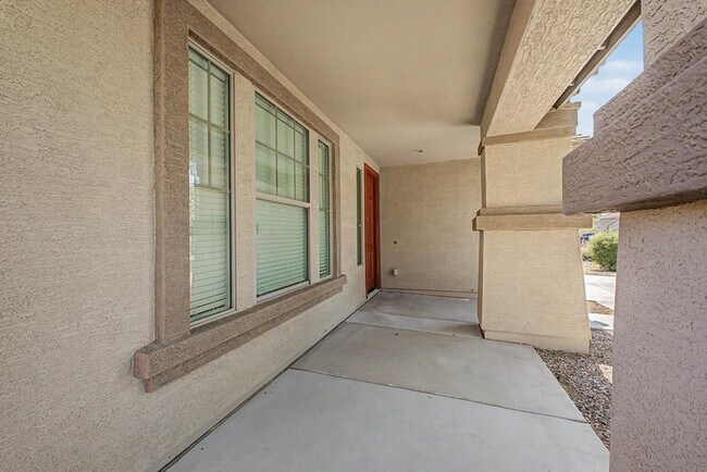 Foto del edificio - 10775 W Washington St