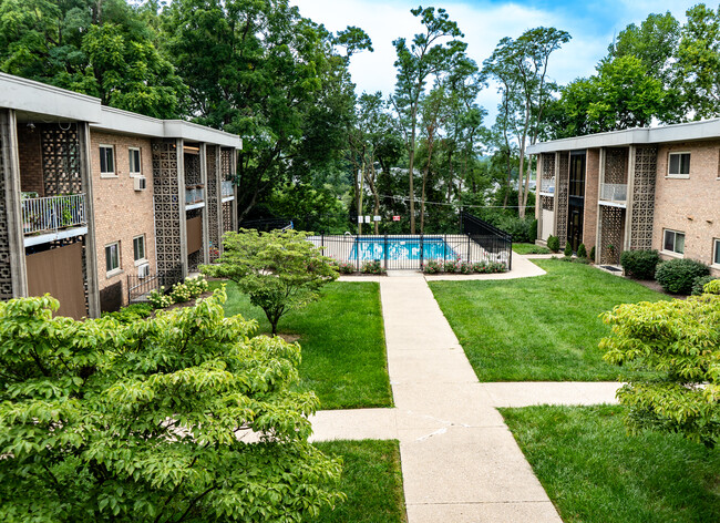 Building Photo - Fountain Villa Apartments