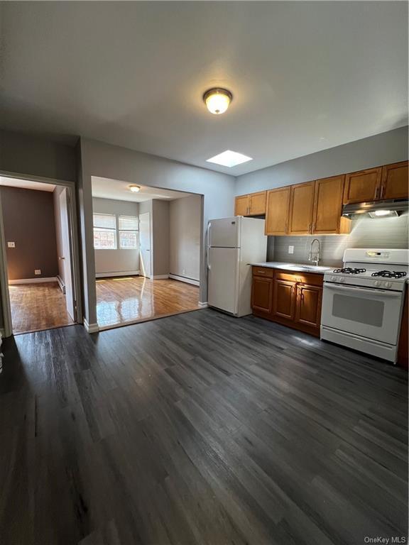 Foto del edificio - 1217 E 223rd St