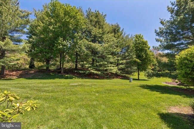 Foto del edificio - 15 Charter Oak Ct