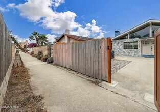 Building Photo - 5040 Dolphin Way