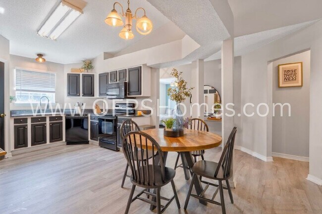 Foto del edificio - 3bed Crestview Home!