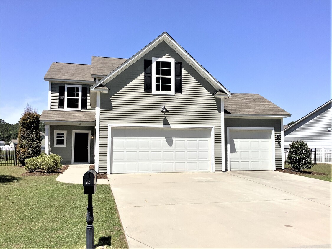 11 Swamp White Oak Drive House Rental in Bluffton, SC