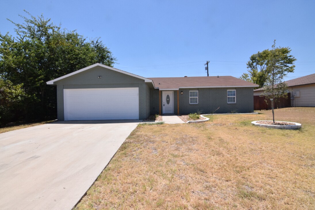 Foto principal - 2712 Casey Dr