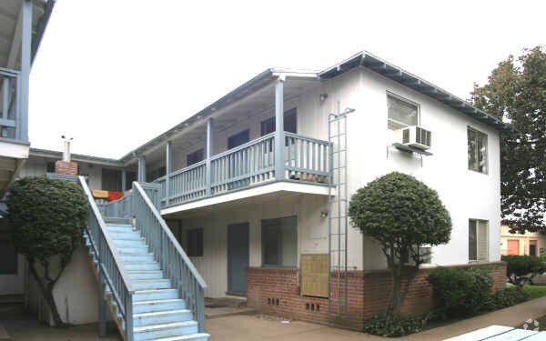 Building Photo - Sixteenth Avenue Apartments