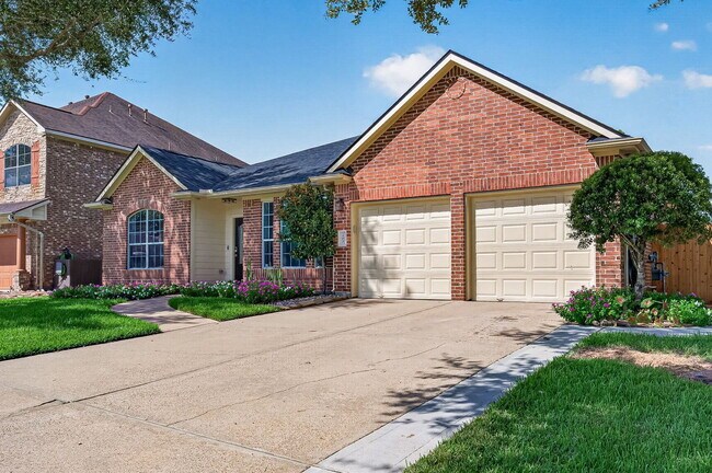 Foto del edificio - 405 Wickford Ct