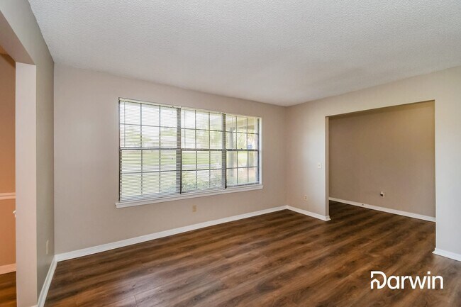 Building Photo - 1337 Jamaica Rd E, Jacksonville, FL 32216