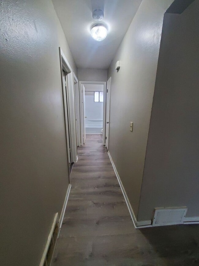 Building Photo - 8230 W Villard Ave