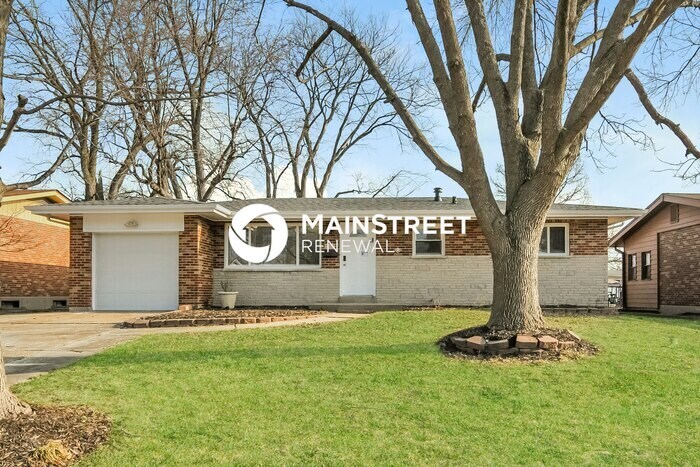 Primary Photo - 3 Bedroom Pet-Friendly Home in FLORISSANT, MO with Main Street Renewal