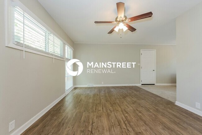 Foto del edificio - 3 Bedroom Pet-Friendly Home in Kansas City...