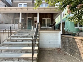 Building Photo - 15 W Abington Ave