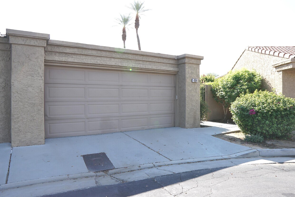 44439 Cannes Ct, Palm Desert, CA 92260 House Rental in Palm Desert, CA