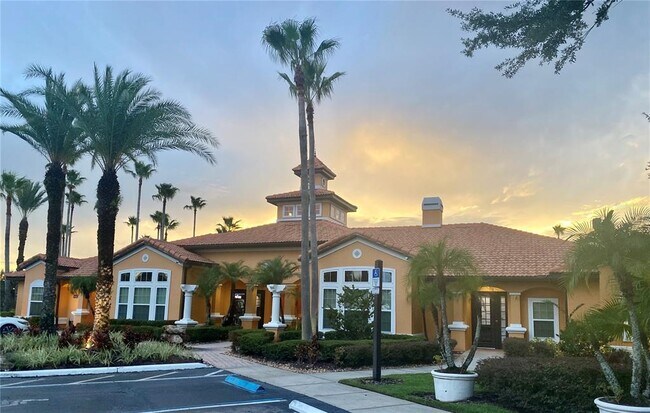 Foto del edificio - 5451 Vineland Rd