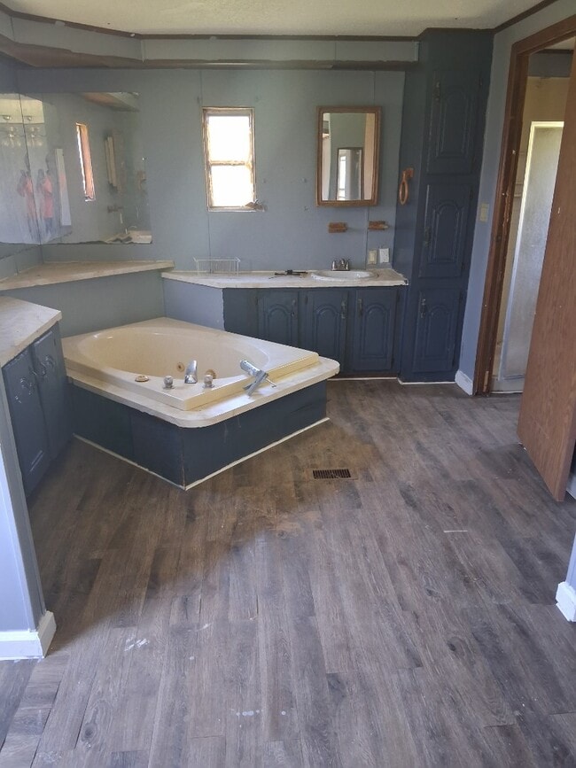 Building Photo - Rent OR Rent-to-Own – 2BR / 2BA Home ??