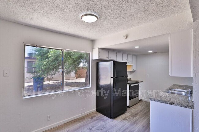 Foto del edificio - 1417 E Southern Ave