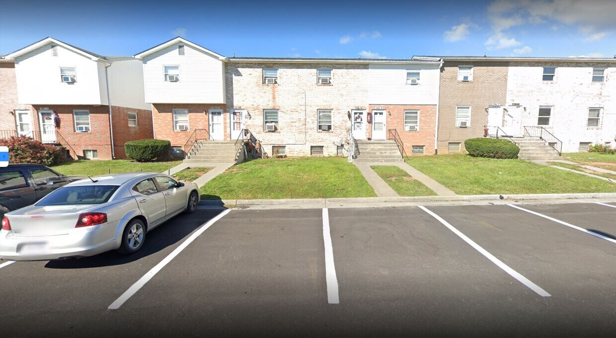 Fay Street Apartments 121 Fay St Winchester, VA Apartments for Rent