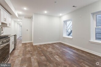 Building Photo - 1318 S Broad St