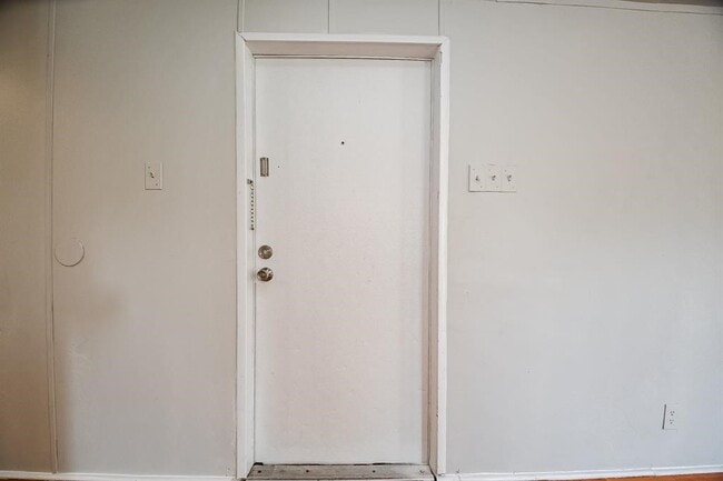 Foto del edificio - 12579 Roy Harris Loop